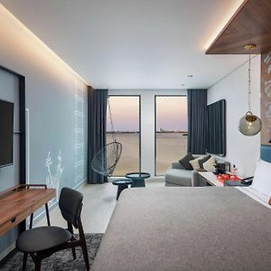 Premium Upper Floors King Room
